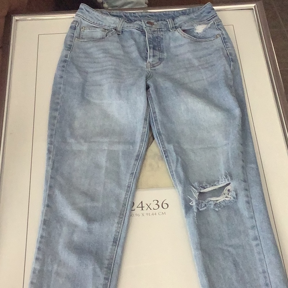 Wild Fable women’s distressed jeans